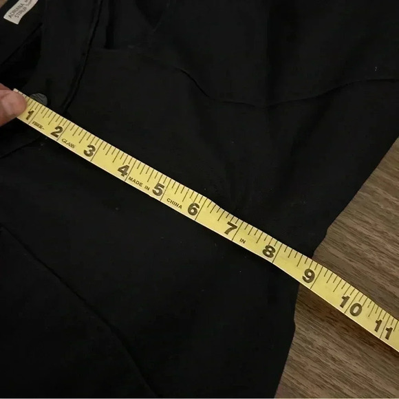 Black Women's Jeans - Picture 11 of 12